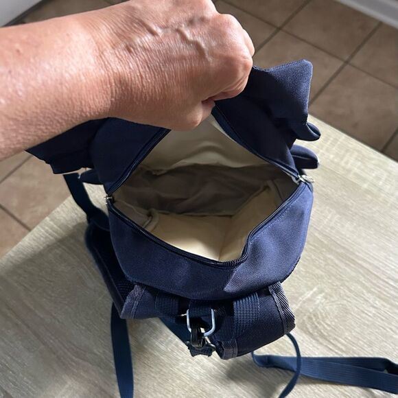 NWOT … Dinosaur Backpack With Harness / Leash - Picture 3 of 3